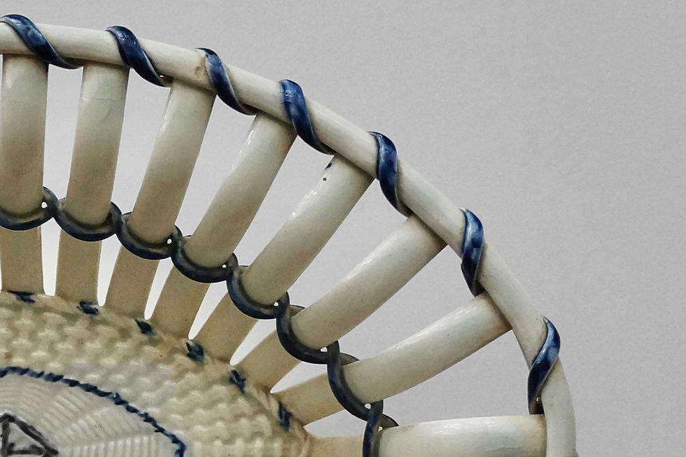Thumbnail: Rare Chestnut Basket / Pearlware / 1780- ENGLAND