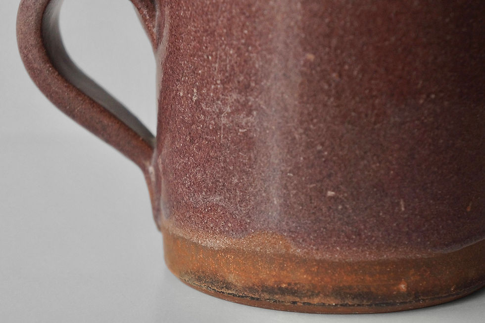 Thumbnail: Mug Cup / Cul Noir (Haricot Rouge) / 1890-1910 FRANCE