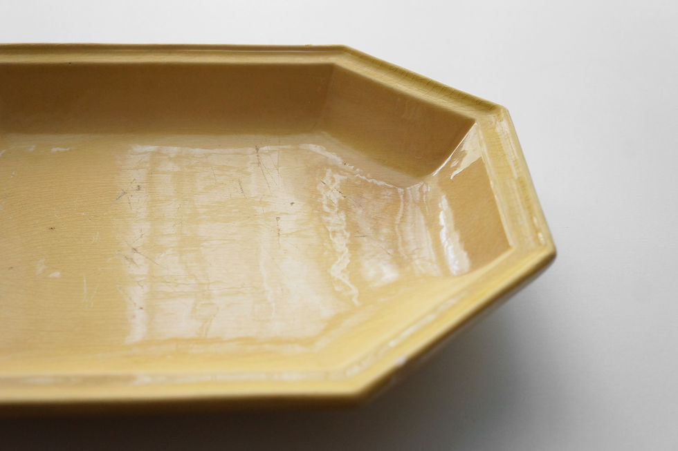 Thumbnail: Rare Octagonal Dish / Apt / 1850- FRANCE