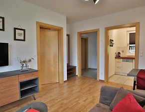 Wohnzimmer Wohnung 2..jpg