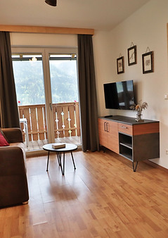 Wohnzimmer Wohnung 2.jpg