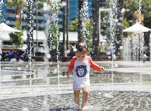 elizabeth quay water park.jpeg