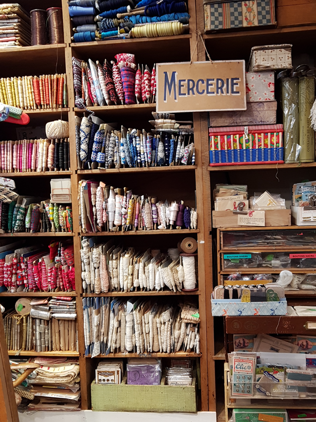 Objets Anciens Et Vintage Au Petit Bonheur La Chance France