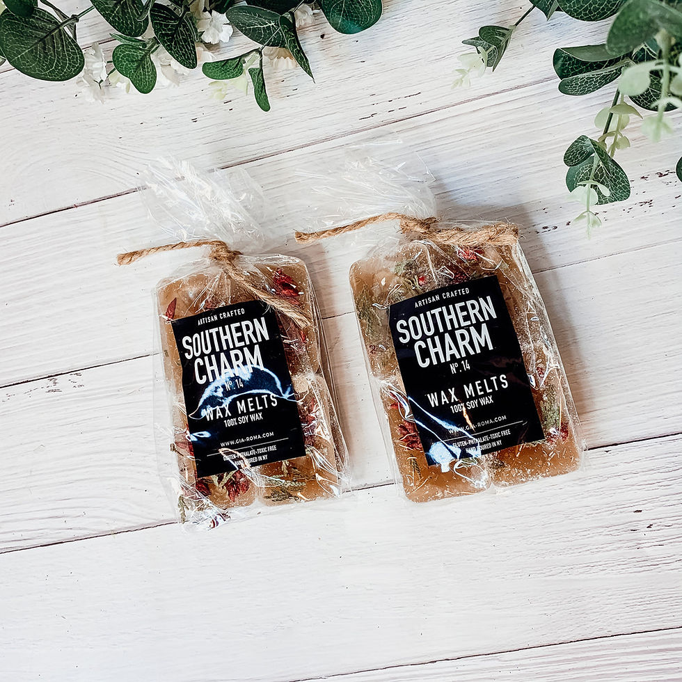 Thumbnail: Southern Charm XL wax melt cubes with berry and brown sugar scent, coated in hand-ground spices
