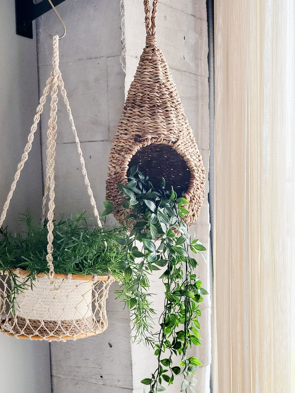 Thumbnail: Savar Pot Planter