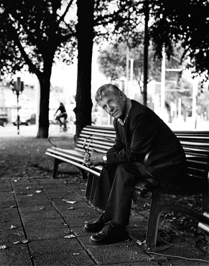 Amos Oz