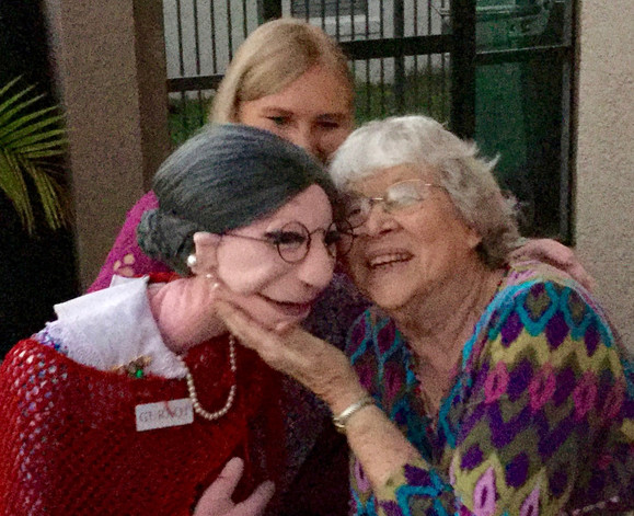 Jacki Manna ventriloquist and family entertainer