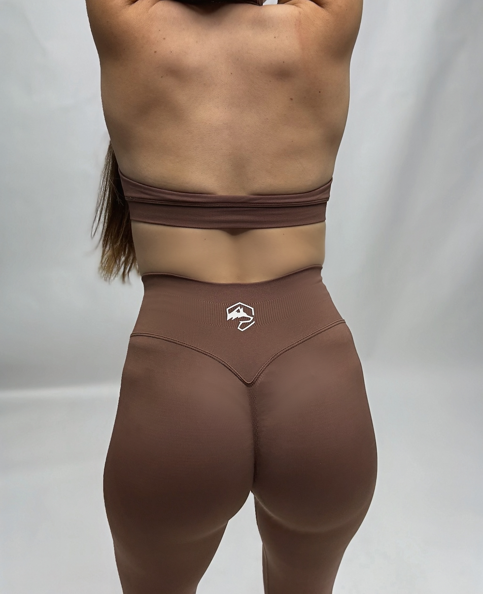 Thumbnail: Silhouette halter sports bra brown
