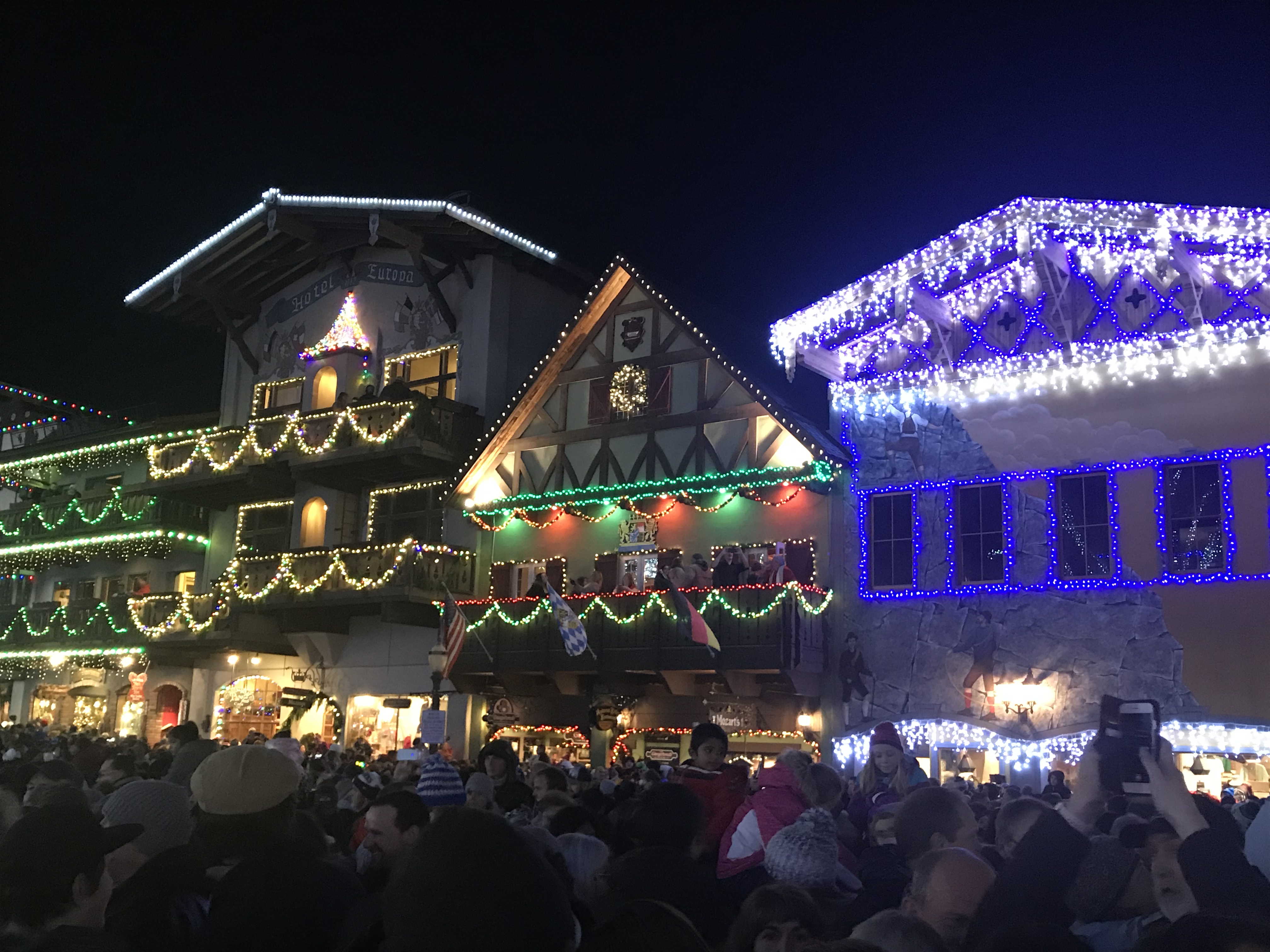 leavenworth christmas lighting nw adventure tours inc leavenworth tree lighting 2019