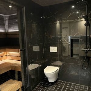 Pesuhuoneen wc, ja sauna