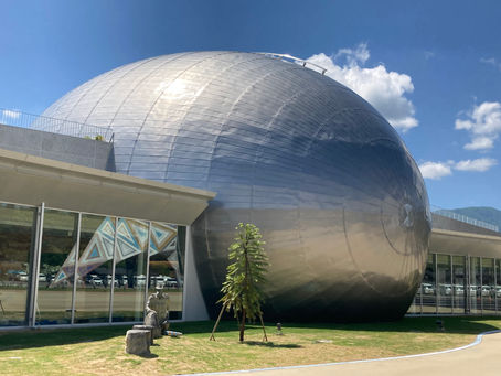 福井県立恐竜博物館 × パーフェクトルーフ施工事例