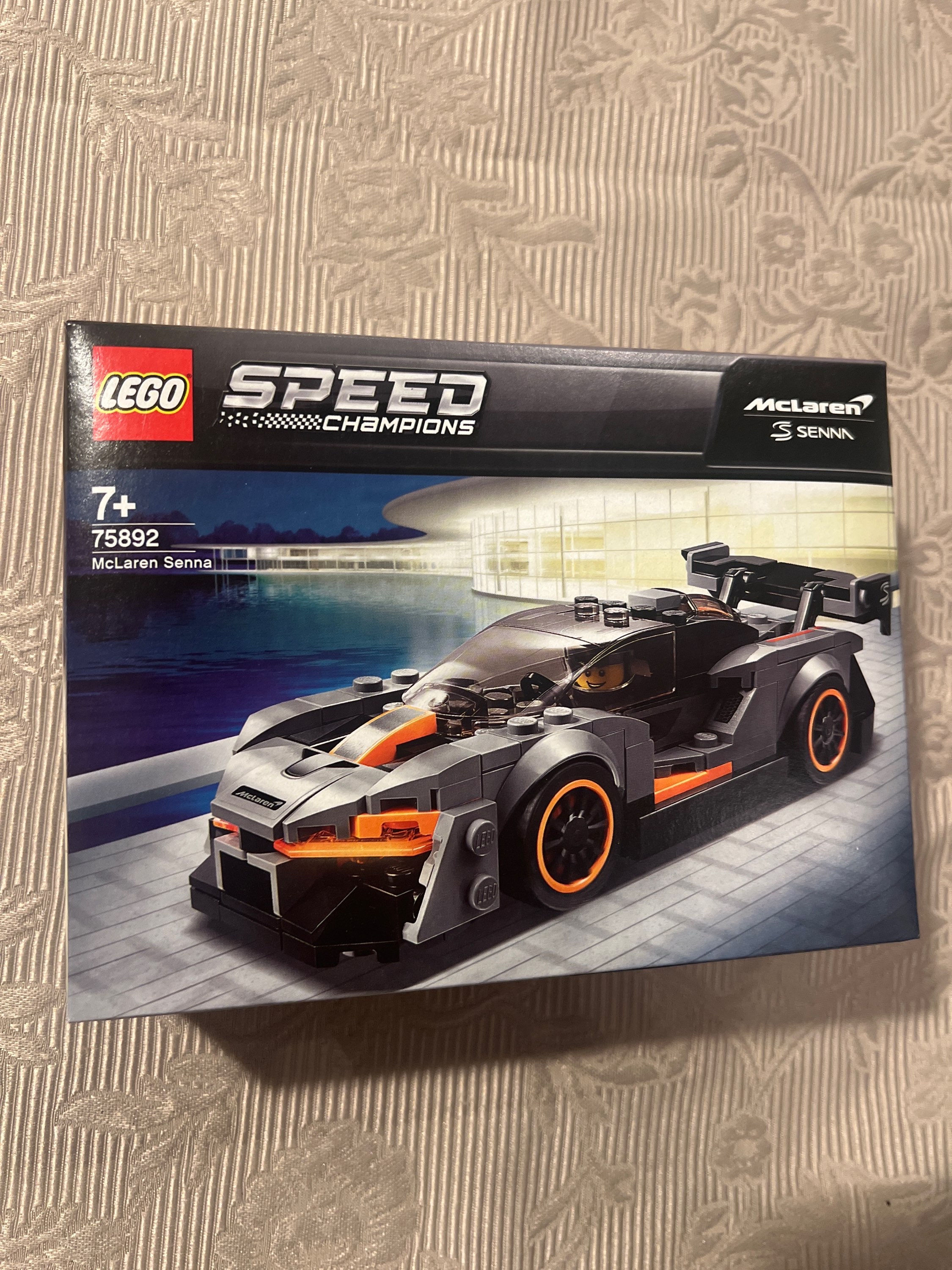 75892 McLaren Senna OVP