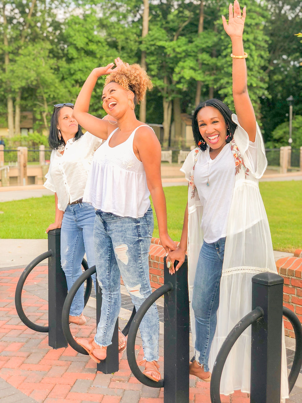 Shaunda Necole iPersonal Shop NATIONAL BFF DAY