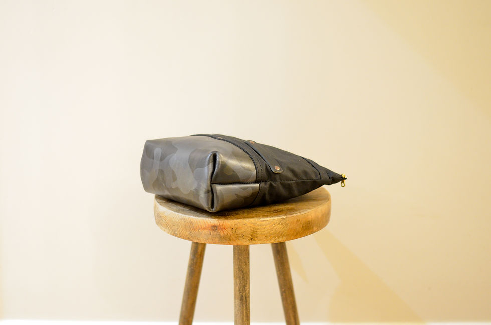 Thumbnail: Large Camouflage Washbag, Craft Bag, Project  Bag, Cosmetic  Bag, Camera Bag