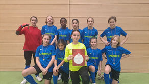U12 Mädels belegen starken zweiten Platz bei der Futsalregionalmeisterschaft