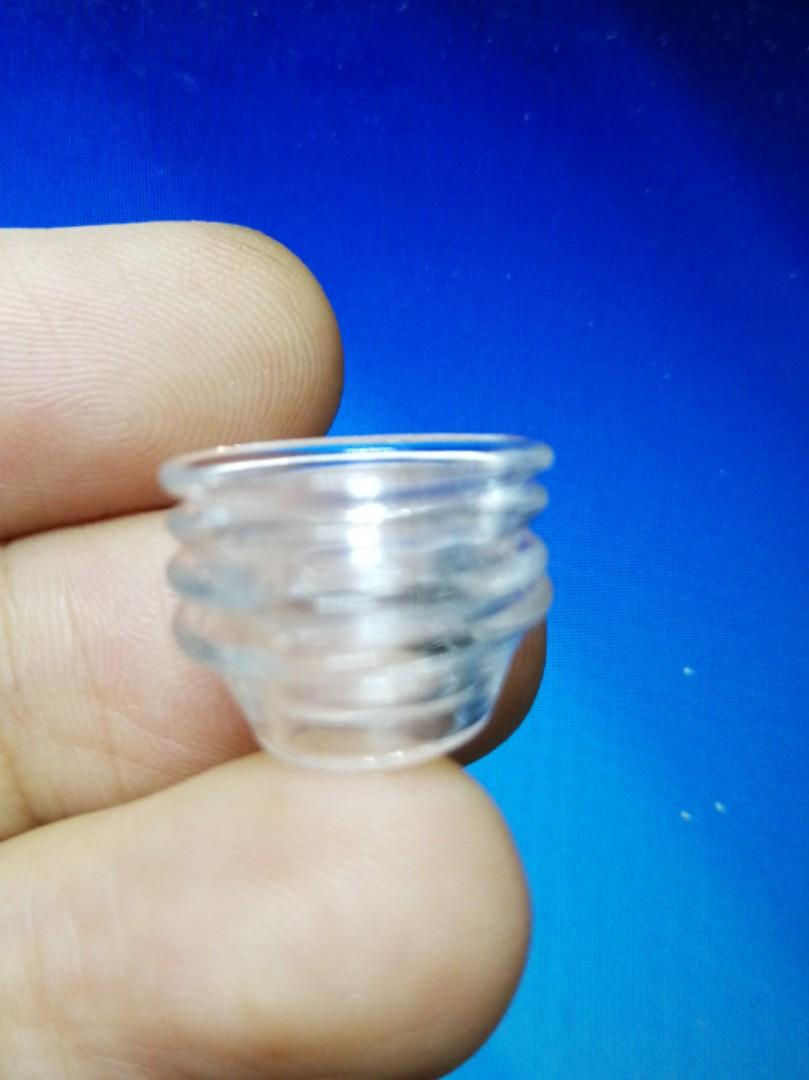 Thumbnail: 4pcs of mini breakable glass bowls