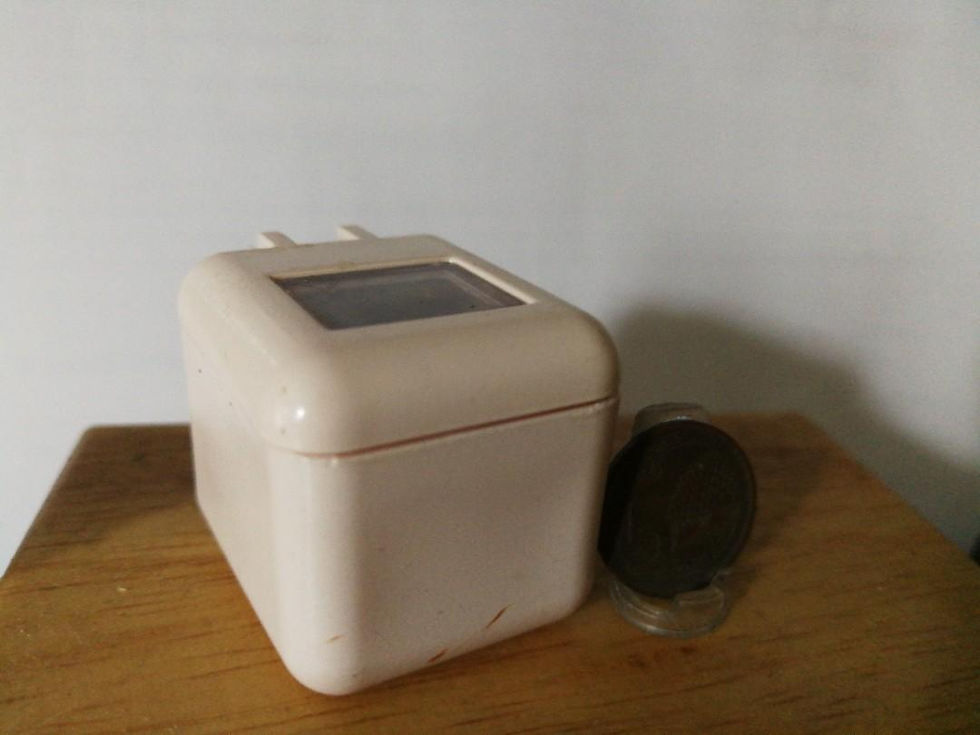 Thumbnail: A mini bread maker