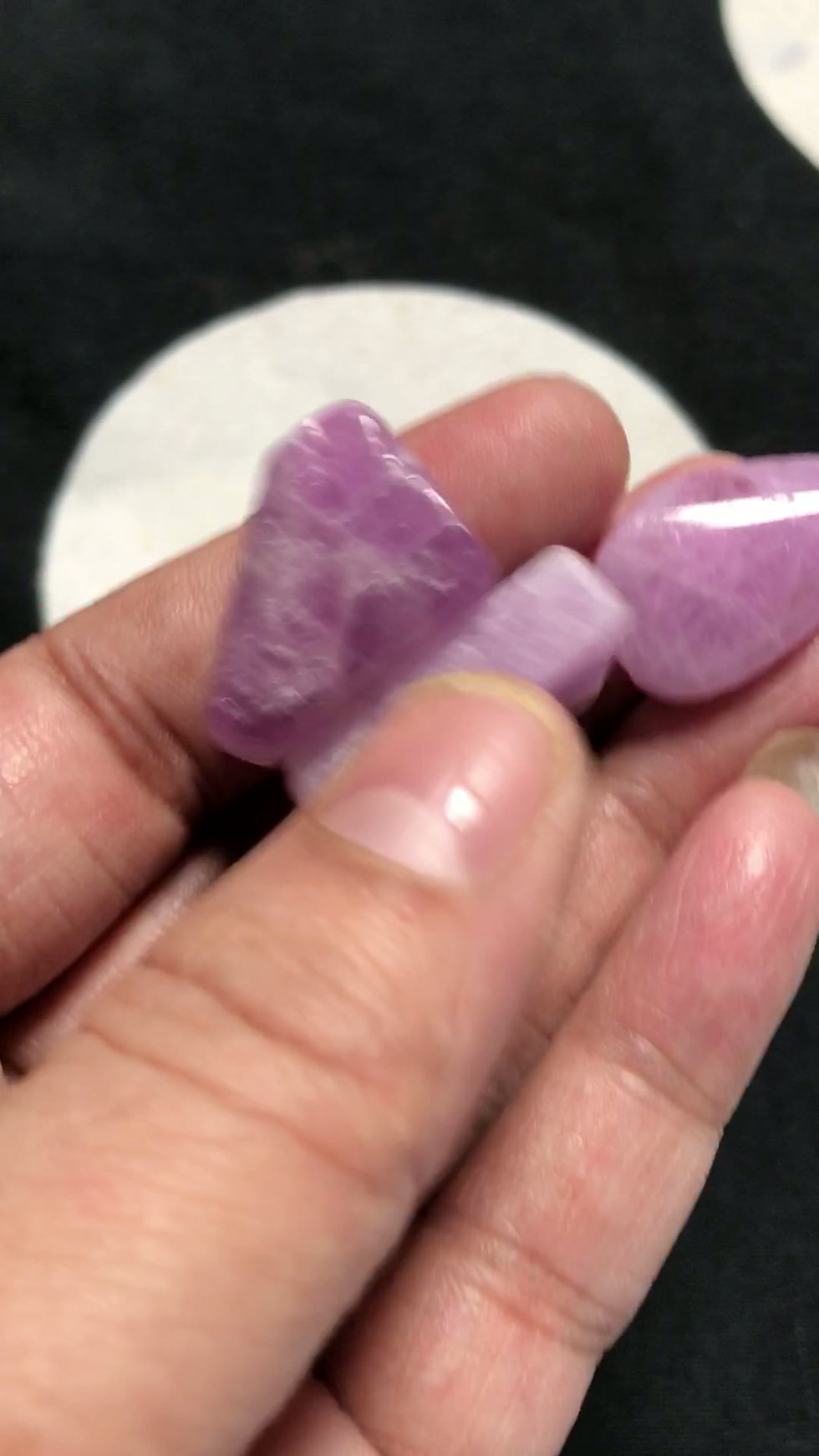 Miniatura: Kunzite Nugget Made Polish 4 Piece Size 25-20 MM Approx
