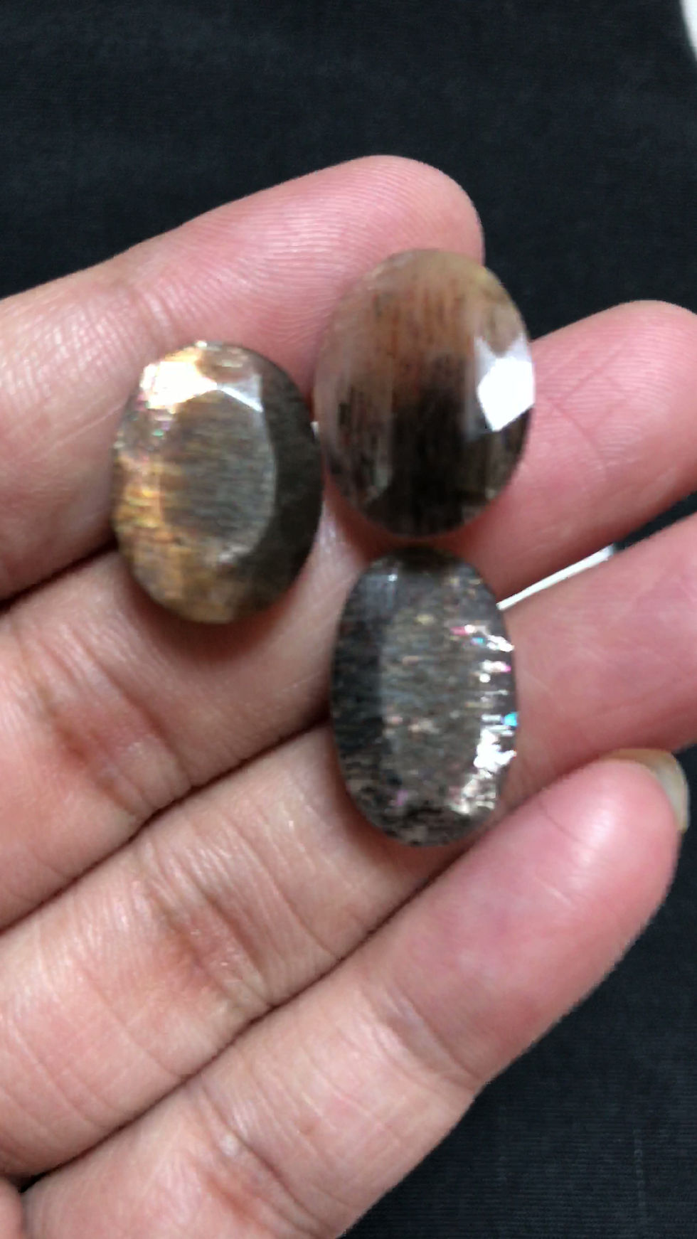 サムネイル： Golden Shine Black Sunstone Faceted Cabochon 3 Piece Size 18-17 MM Approx