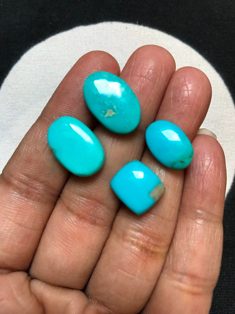 Миниатюра: Natural Arizona Turquoise Cabochon 4 Piece Size 17-14 MM APPROX