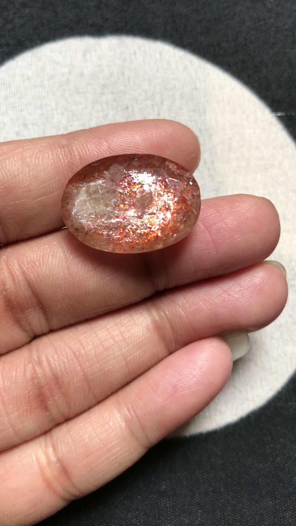 サムネイル： Oregon Sunstone Faceted Cabochon 1 Piece Size 23 MM Approx