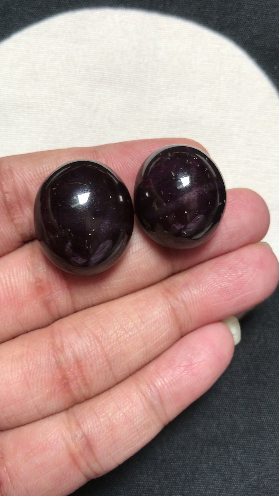 縮圖：Star Black Garnet Cabochon 2 Piece Size 22-20 MM APPROX