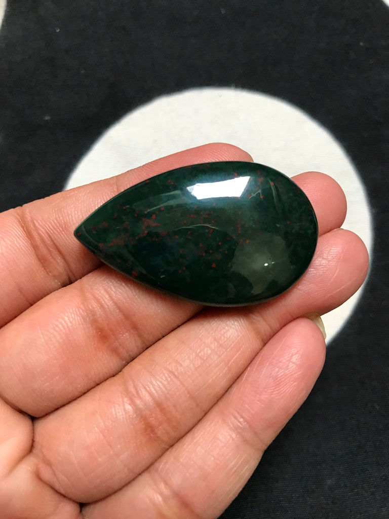 サムネイル： Blood Stone Cabochon 1 Piece Size 41 MM Approx
