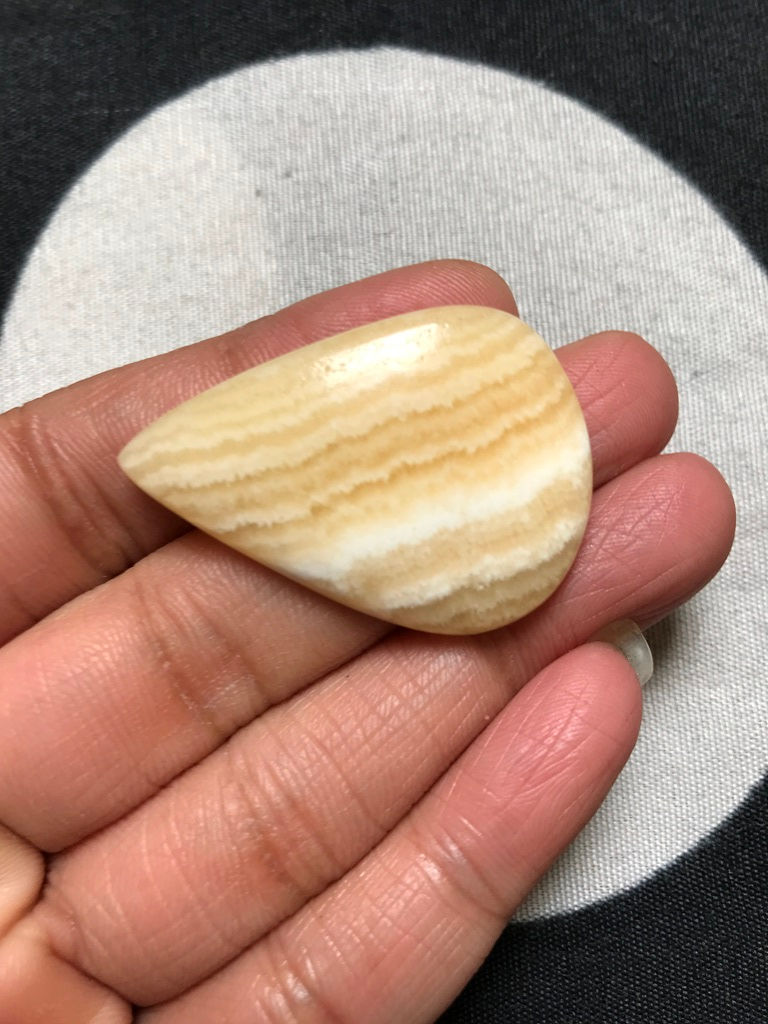 Thumbnail: Yellow less Agate 1 Cabochon Piece Size 38 MM Approx
