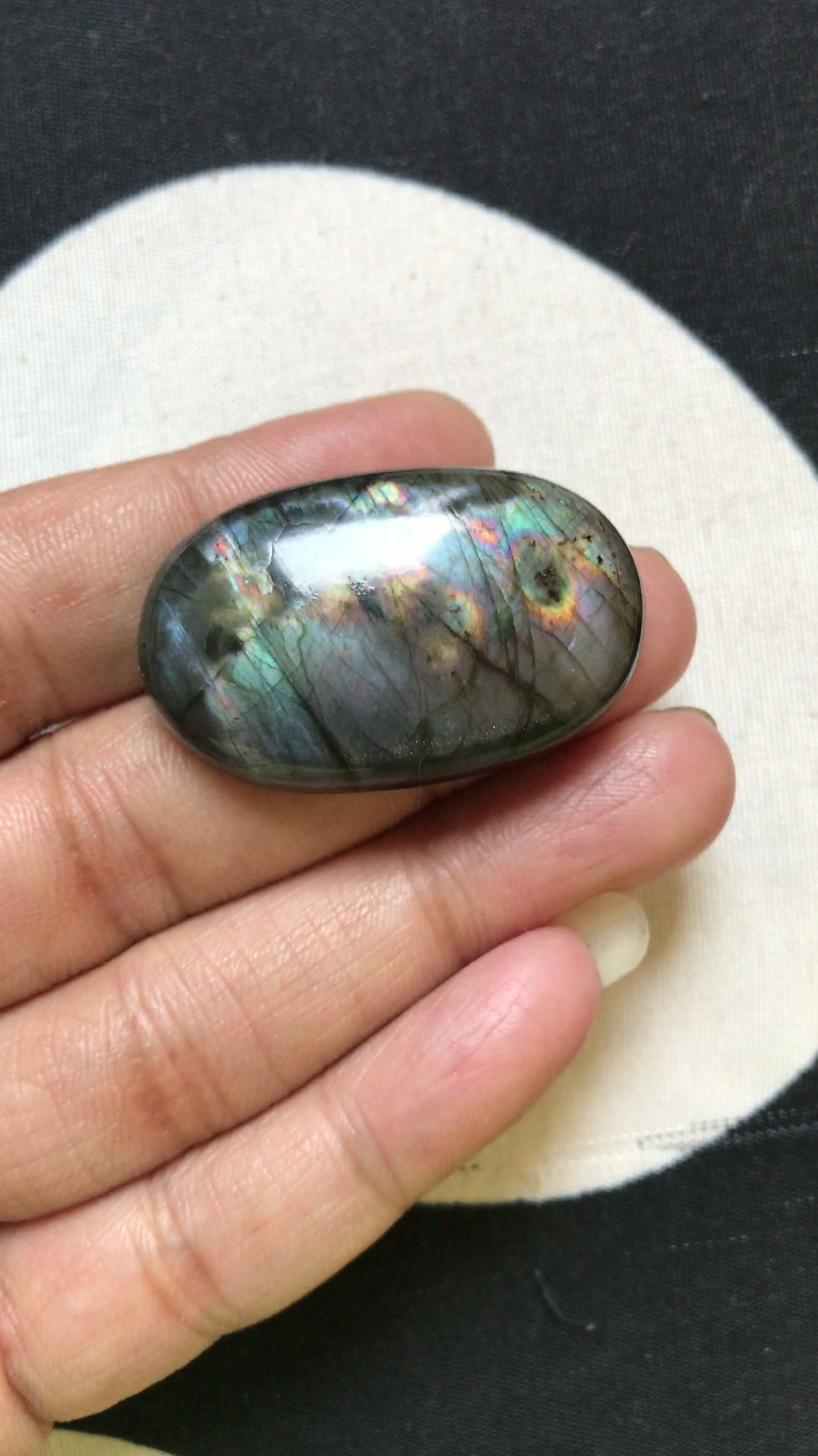 サムネイル： Labradorite Cabochon 1 Piece Size 37 MM Approx