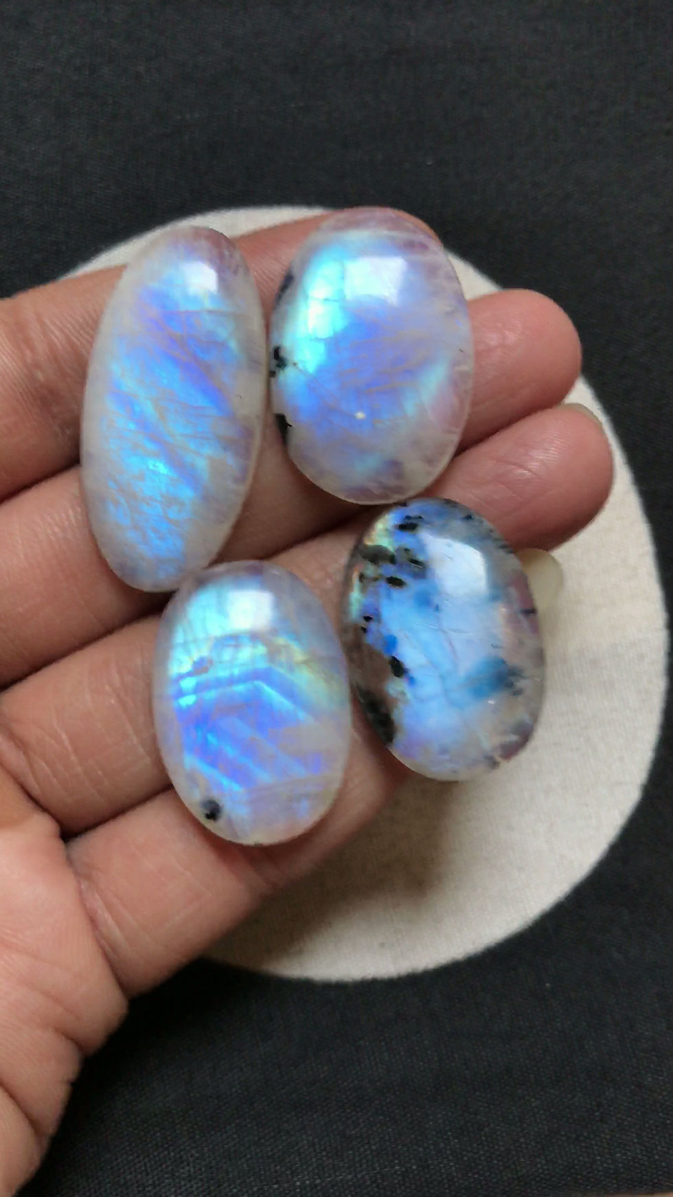 縮圖：Rainbow Moonstone Cabochon 4 Piece Size 36-27 MM Approx