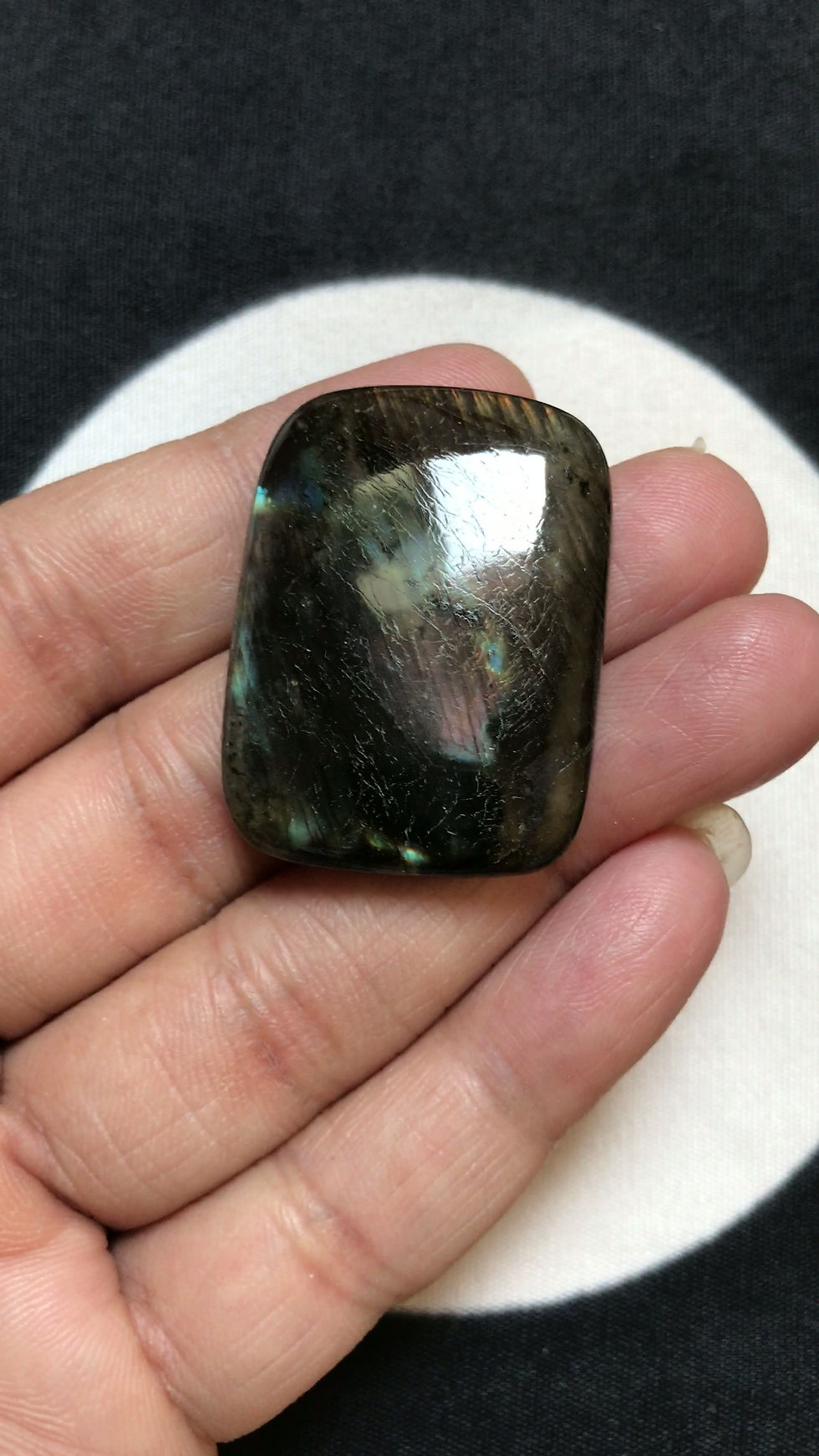 サムネイル： Labradorite Cabochon 1 Piece Size 35 MM Approx