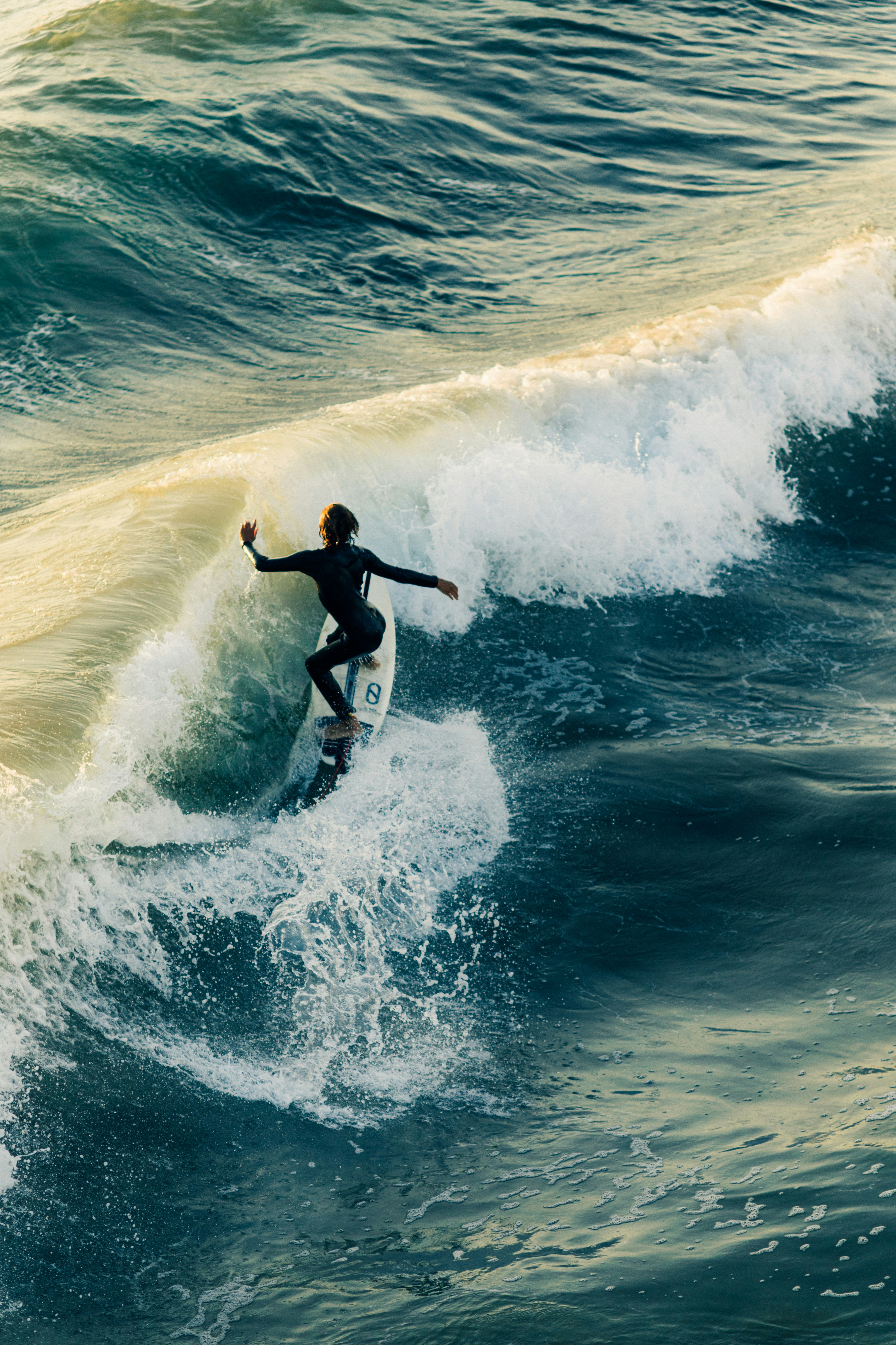 Préparation mentale en surf : gagner en confiance au take-off, lire les séries et entrer dans le flow