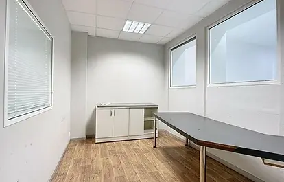 MARSEILLE 1 (13) - 310 m2.
