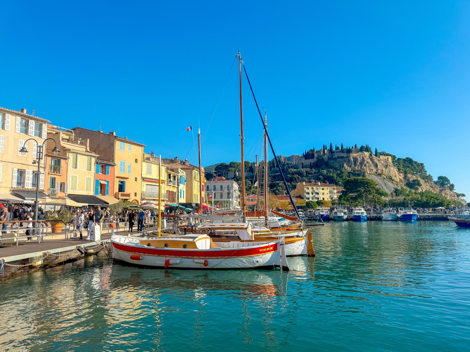 Gestion locative villa Provence : confier votre bien à une conciergerie premium Cassis Bandol