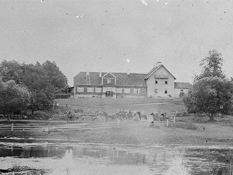 Navesti mõis