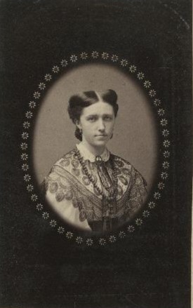 Emilie Marie Elisabeth Clapier de Colongue Foto: EAA.1682.1.40.30 