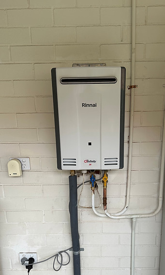 Gas instantaneous installation