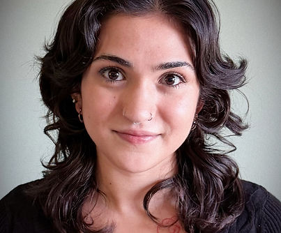 Olivia Murray Headshot (002)_edited_edit