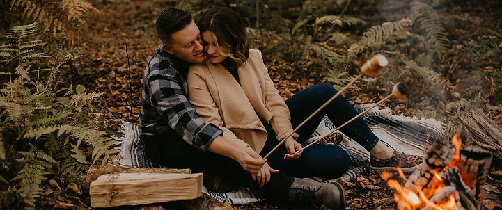 AshleyGracePhotography_Engagement-1.jpg