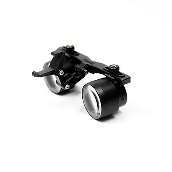 2_5x_flex_loupe_001_2024_8b146034-20f9-4b6c-ac00-cde4a496aefa.webp