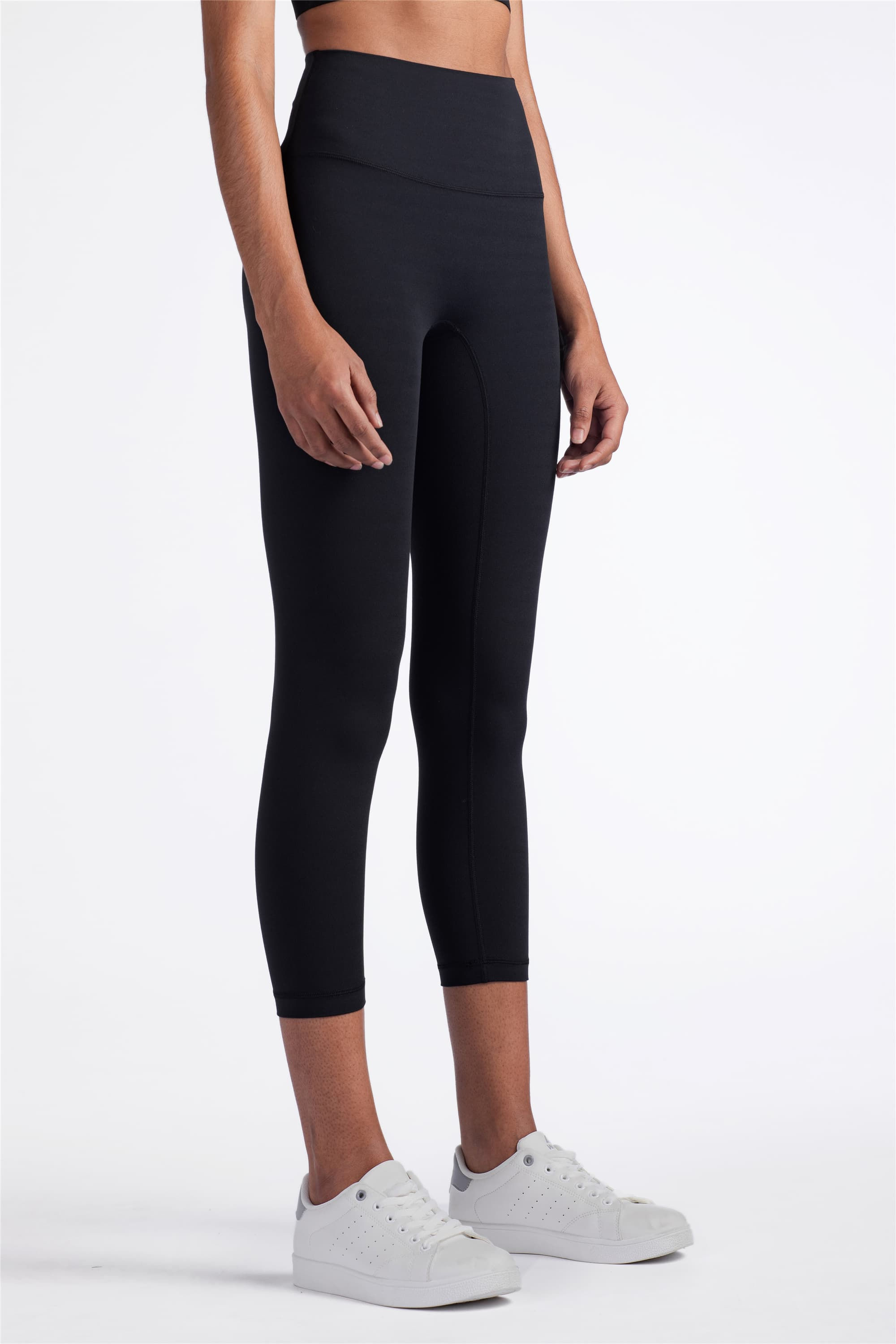 Chloe Capri Leggings – High‑Waist, Buttery Seamless, Back Pocket (Capri Length)