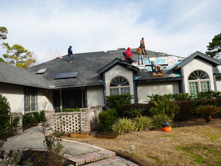 Roofers on roof in Bluffton, SC