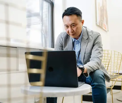 pexels-felicity-tai-7964522-scaled.jpg (1).webp