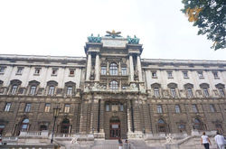 Vienna, Austria_Exploring_Hofburg Palace (the other side)