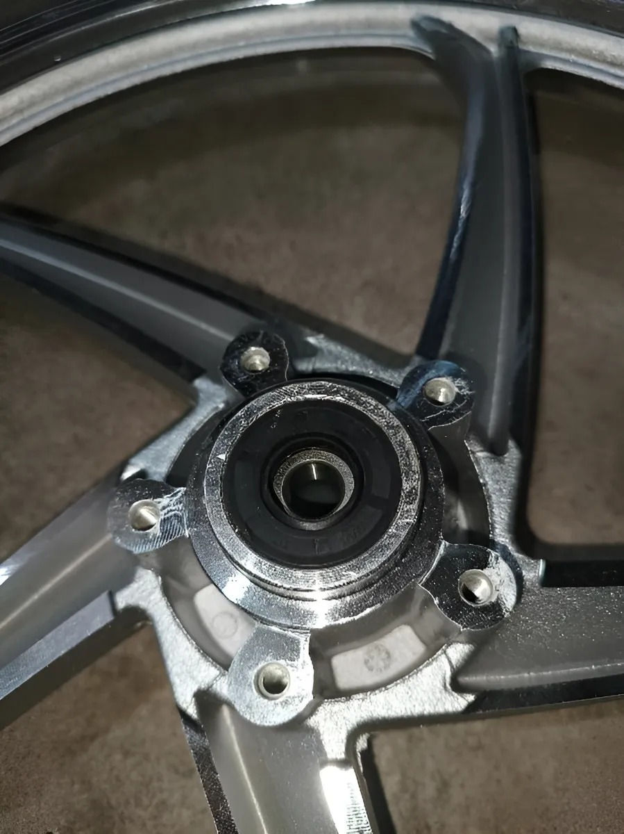 Miniatura: Llanta Delantera - Aleacion - Px Fair - 5 Tornillos