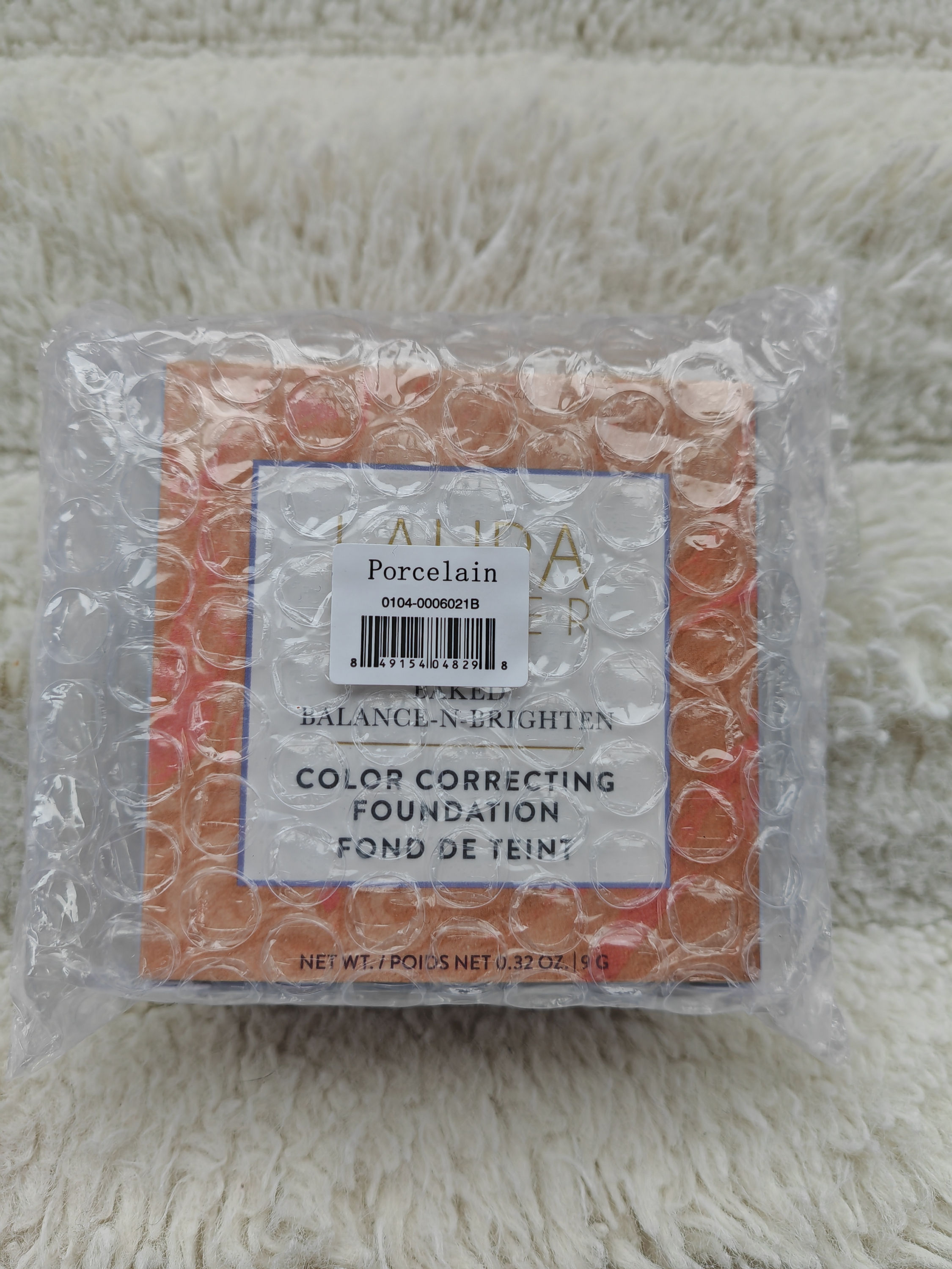 Laura Geller Baked Balance -N- Brighten Color Correcting Foundation