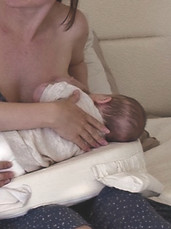 In-home infant feeding evaluation with a pediatric feeding specialist supporting safe and effective feeding.