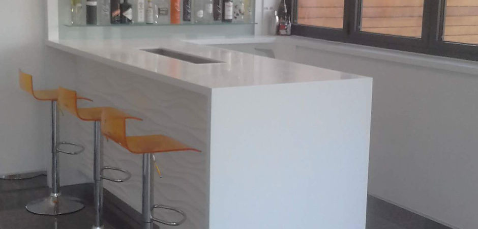 Deigner bar