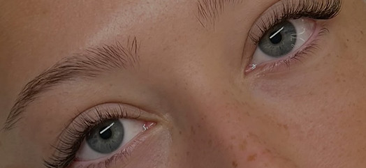 Extension de cils_edited.jpg