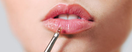 makeup artist MUA